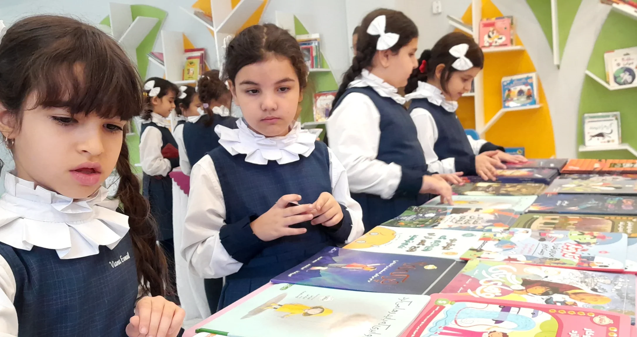 نقش کتاب در یادگیری عمیق